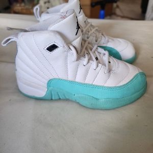 Air Jordan 23